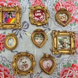 Gold Vintage Style Mini Frame  Buyers Choice for 1 photo miniature doll house